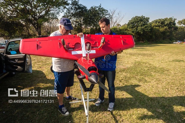 型号飞机红色检定飞行员Model Plane Red Check-Up Pilots