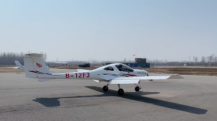 猎鹰飞行俱乐部:航空英文盘点:飞机的“滑行”,为啥叫 taxi?