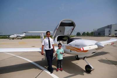 猎鹰飞行俱乐部 | 有我陪你，十月更好玩